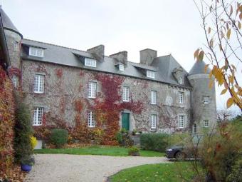 magnificent chateaux built throu Rennes